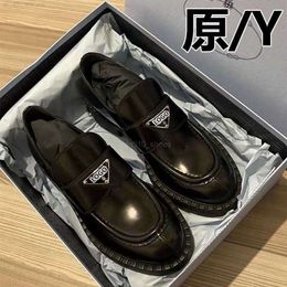 2023 Designer Frauen Monolith Freizeitschuhe Dreieck P Loafers Schwarz Cloudbust Echtes Leder Schuh Erhöhen Plattform Turnschuhe Outdoor Classic