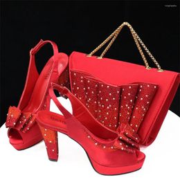 Dress Shoes 2024 Design African Red Colour Women Matching Bag Set Peep Toe Sandals With Shinning Crystal For Wedding Party