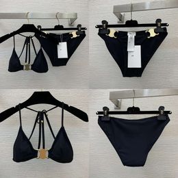 Black Cel Designer Bikinis Swimsuit Женщины купания купальники 2024 Купальные костюмы прикрывают два купания.