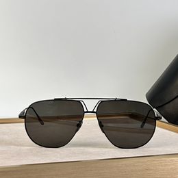Pilot Sunglasses Black Metal Frame/Dark Grey Lenses Men Women Fashion Summer Sunnies Sonnenbrille UV Protection Eyewear with box
