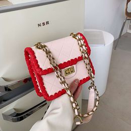 Xiaoxiangfeng Tofu Lingge Chain Spring Style Handmade Woven One Shoulder Crossbody Bag, High End Small Square Bag for Women 75% factory direct sales