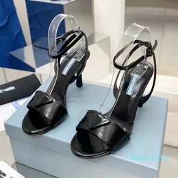 2024 dress shoes triangle buckle decorative ankle strap 9.5cm middle heel sandals 35-41 belt box