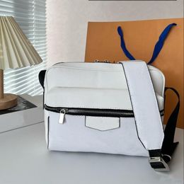 Mens Shoulder Bag Chest Bag 5A top designers messenger bag famous trip bags briefcase cross body brand handbag lady wallets252u
