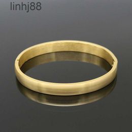 Bangle Simple Smooth Couple Jewelry Gold/silver Color Lover Plain Stainless Steel Bracelets Bangles for Men Women Present Q0719 ER03