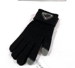 Women Man Winter Leather Gloves Plush Pekskärm för cykling med varm isolerad fårskinn fingertopphandskar 002