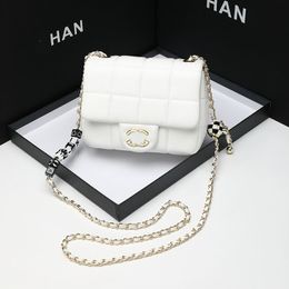 Xiaoxiangfeng genuine leather cloud bag, new high-end diamond grid chain bag, fashionable single shoulder crossbody bag, commuting bag for work