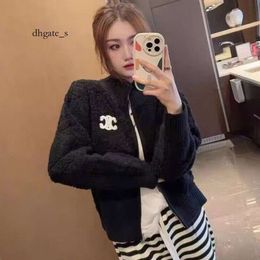 Triumphal Arch Embroidery 2023 Autumn/winter New Small Fragrant Coat Knitted Temperament Top High Neck Zipper Cardigan Sweater