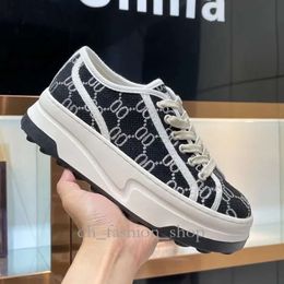 2024 Designer Women Casual Shoes Italy Low-cut 1977 High Top Letter High-quality Sneaker Canvas Tennis Shoe Luxury Fabric Trims Thick-soled Shoes 78 526