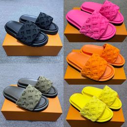 2024 scarpe firmate pantofola Pantofole da donna per uomo Scivoli Scarpe firmate Doccia per hotel Summer Beach Sandali bianchi neri cachi per sandali da donna con piattaforma flat house