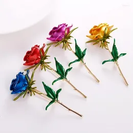Brooches 2024 Classic Enamel Rose Flower For Women Alloy 4-color Weddings Office Casual Brooch Pins Gifts