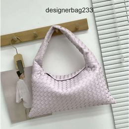 Autumn/winter Bags 2024 Knitted Handbag One Vbottega Lady Designer New Bag Cowhide Womens Women Large Capacity Purse Tote Shoulder Hop Handbags GPO6