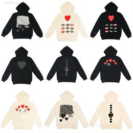 2023 Men's Jacket Sweatshirts Women Zipper Overcoat Play Sweatshirt Commes Cardigan Des Small Red Heart Hoodie Garcons Standard and Fleece 9547