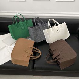 2023 WomenS Felt Totes Large Capacity Reusable Shopping Handbag Portable Casual Solid Colour Shopping Designer Tote