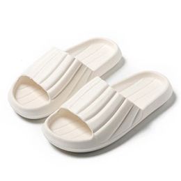 Thick soled sandals for men and women throughout summer indoor couples take showers in the bathroom