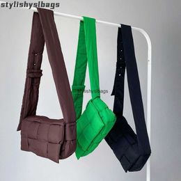 Shoulder Bags 2022 New Space Cotton Handbag Shoulder Bag for Women Small Padded Cassette Ladies Quilted Shopper Bags Messenger Bag220Y