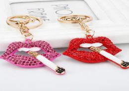 2021 Fashion Sexy Rose Red Lip Crystal Cigarette Keychain Charm Pendant Rhinestone Car Purse HandBag Key Chain Ring Creative Gift12286299