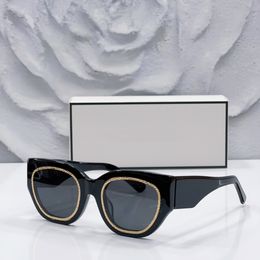 Black Grey Sunglasses Squared with Gold Rim Women Luxury Glasses Shades Designer UV400 Eyewear