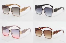 Luxury Fashion Sunglasses For Men Women Summer 2024 Designer Handmade Half-Rim Retro Glasses Style Anti-Ultraviolet Thick Metal Square Frame Random Box 95047