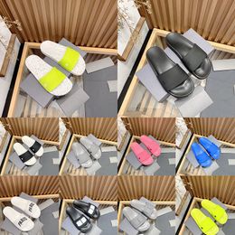 Paris Designer Slippers For Mens Womens Fashion Free Shipping Sliders Flats Rubber Sandals sandles black white Luxury Summer Beach Bath Shoes Pool Slides claquette