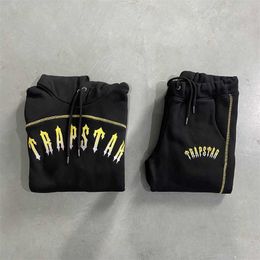 Men's Tracksuits Mens Hoodies Sweatshirts Trapstar Suit Men Central Cee Set Top Quality Gold Letter Embroidery Black Panelled Women Hoodie Jogger Pants 6OZL