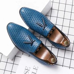 Dress Shoes Marry Business Wedding Dresses 2024 Heels Elegant Luxury Men's Outdoor Man Sneakers Sports Workout Bascket