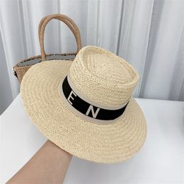 Designer Beach Hats Fashion Straw for Womens Summer Grass Braid Mens Concave Crown Bucket Hat Bob Vacation Sunhats
