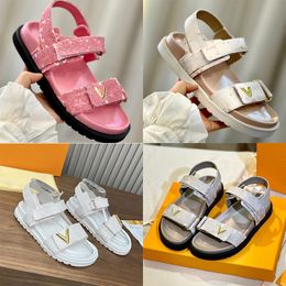 2024 Brand Sandal Summer Genuine Leather Designer Slippers girl Old Flower comfort Flat sandals Platform Beach Women Shoes Effortlessly Casual Slides Summer