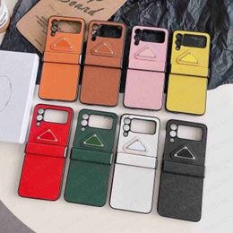 Cell Phone Cases Classic Leather Mobile Case Triangle Designer for Samsung Z Flip 5 4 3 Fold Shockproof Shell Flip5 Flip4 Flip3 Fashion Back Bumper Cover 240219