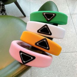 Woman black hair band designer fashionable hair decoration exquisite multicolor metal triangular shopping fashion luxury handband vintage style ZB056 e4