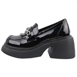 Dress Shoes Beige Chunky Loafers Women Patent Leather Platform Round Toe Metal Chain Slip On Ladies Handmade Kawaii Woman