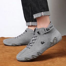 Leather Casual Sneakers for Men Motorcycle Shoes In Waterproof High Top Boors Luxury Dress Loafers Footwear 240223