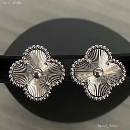 Four Leaf Clover Earring 2024 Fashion Classic Dangle Earrings Designer for Woman Agate Mother of Pearl Moissanite Diamond Drop Earring Valentines Gift Expend 562