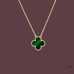 Fashion Pendant Necklaces for Women Elegant 4/four Leaf Clover Locket Necklace Highly Quality Choker Chains Designer Jewellery 18k Plated Gold Girls GiftE6IC