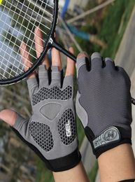 Butterfly net men039s and women039s fitness equipment weightlifting barbell bicycle outdoor cycling half finger gloves non 3054173