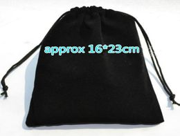 Ship 100pcs High quality Large Black 1623cm Velvet Bags Jewellery Necklace Data Cable Bags Wedding Party Candy Beads Christmas6759175