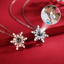 Necklaces Personalised Photo Projection Necklace Christmas Gift Photo Snowflake Custom Jewellery Birthday Lover Family Memories Souvenirs