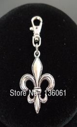 Vintage Silver Fleur De Lis Lily Flower Keychain Pendant Swivel Clasp Metal Keyring For Keys Car Key Ring DIY Bag Handbag Jewellery 1056982