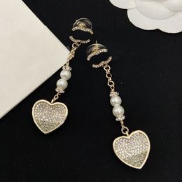 Hot Styles Designer Earrings Ear Stud 925 Silver Copper Fashion Womens Earring Loop Drop Crystal Brand Letter Heart Earring Womens Pearl Wedding Jewellery Gifts