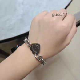 2023 Girl Women 19cm Big Heart Bracelets 316l Titanium Steel Love Designer Silver Rose Gold Bangles Tf Engrave Bracelet Fashion Jewelry Lady Party 1O85