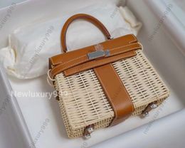 Alle handgefertigten Bambusrohr -Cane -Bag -Marke Designer -Umhängetasche Alle handgefertigten Picknicksbeutel 20 cm Mini Crossbody Tasche 24k Gold Accessoires