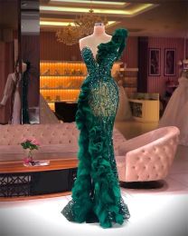 Luxuriöse Abendkleider, modisches Design, seitlich geteilte Rüschen, Tüll, Meerjungfrau-Abschlussballkleid, glitzernde Pailletten, Perlen, maßgeschneidert, schicke, formelle Partykleider
