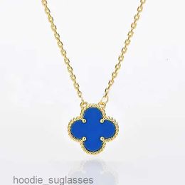 Brand 15mm Clover Necklace Fashion Charm Single Flower Cleef Necklace Luxury Diamond Agate 18k Gold Designer Necklace for Women Bnfmm