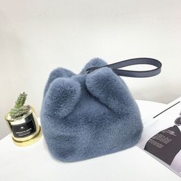 Winter Faux Fur Women Bucket Bag Soft Plush Ladies Shoulder Crossbody Bags Fashion Design Female Small Tote Evening Clutch Purse Q2897