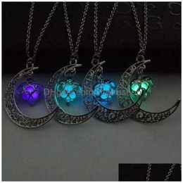 Pendant Necklaces The Moon Heart Necklaces Luminous Glow In Dark Sier Fashion Essential Oil Diffuser Necklace Lockets Chains Pendant J Dhuyb