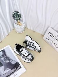 youth boy shoe black kid designer soccer sneakers genuine leather vamp baby girls white run shoes wholesale 2024