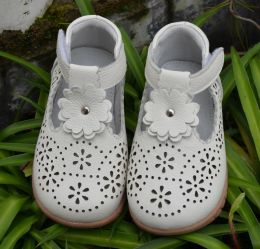 Outdoor girls shoes genuine leather TStrap white navy baby shoes beautiful christening wedding shoes for kids half sandal SandQbaby new