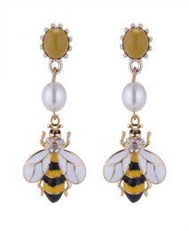 Yellow Gold Designer Bee stud Earrings for Women trendy Bee Pearl Cute Bee Dangel Long Style stud Earring Jewellery Gifts For Women 7863616