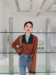 Women's Blouses 80s Contrasting Lapel Long Sleeved Vintage Floral Womens Button Down Shirt For Spring And Autumn Tops Retro Clothes