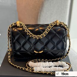 Designer Classic Flap Double Little Ball Wallet Bags Oil Wax Leather Black Purse With Card Holder Large Capacity Gold Metal Hardware Matelasse Chain Handbags 19CM