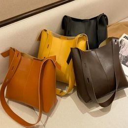 2021 new fashion women's large capacity bucket bag Buckle Shoulder Bag PU Leather Messenger276F